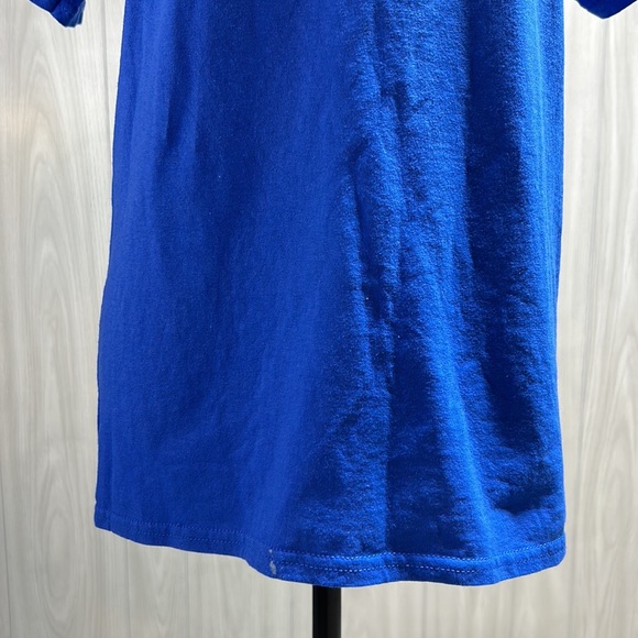 Gildan blue short sleeve Merry Christmas shirt size medium - Picture 3 of 8
